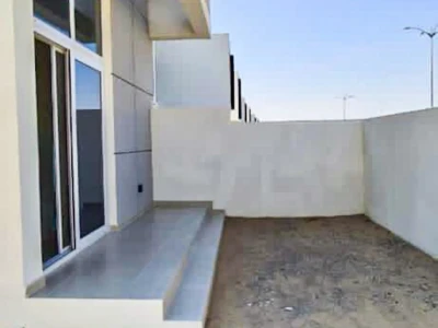 Spacious Layout | Corner Unit | Large&nbsp;Plot